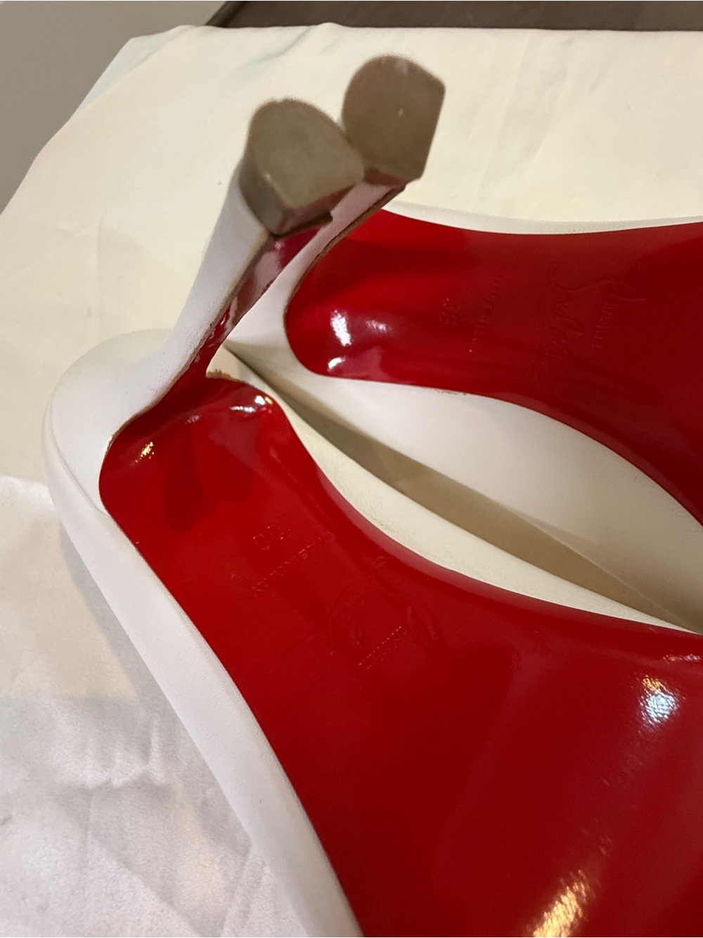 Christian Louboutin White/Bianca Nappa Leather Décolleté 100mm Pump - Picture 7 of 16